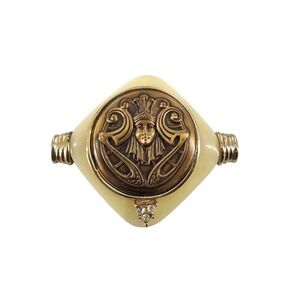 Vintage Art Nouveau Goddess Medallion Brooch‎ Cream Resin Gold Pin 2.5"